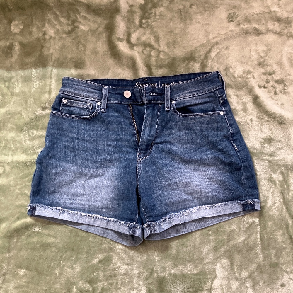Levi high rise Jean shorts